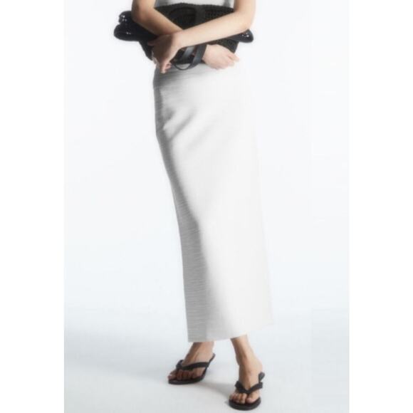 COS Textured Pencil Skirt Midi in White Ivory Size Medium - Picture 3 of 10